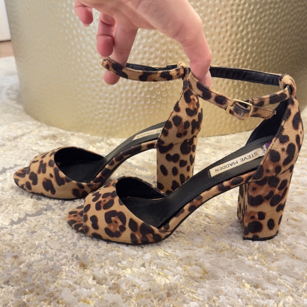 Steve Madden Leopard Cheetah Heel